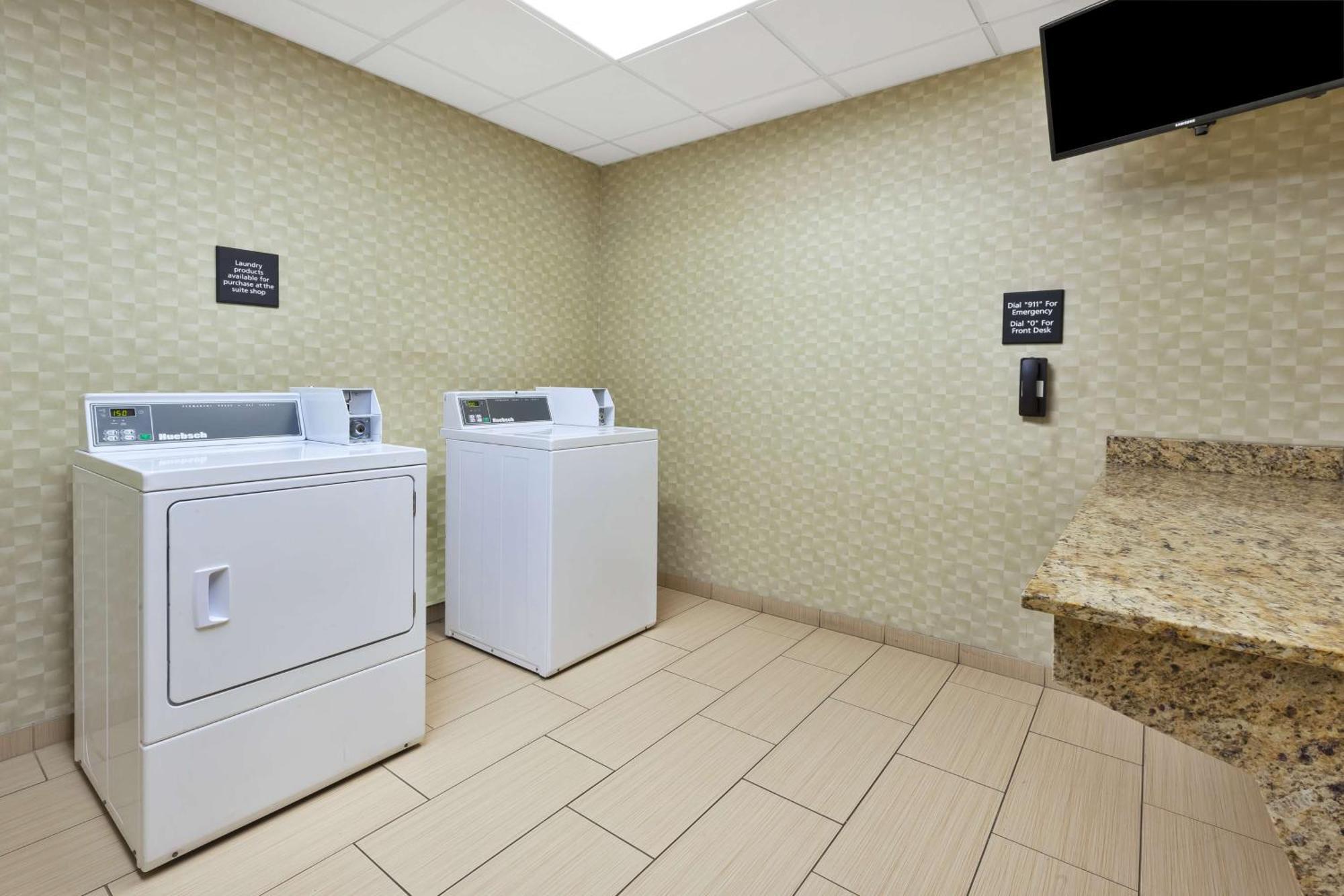Hampton Inn Detroit/Southgate Kültér fotó