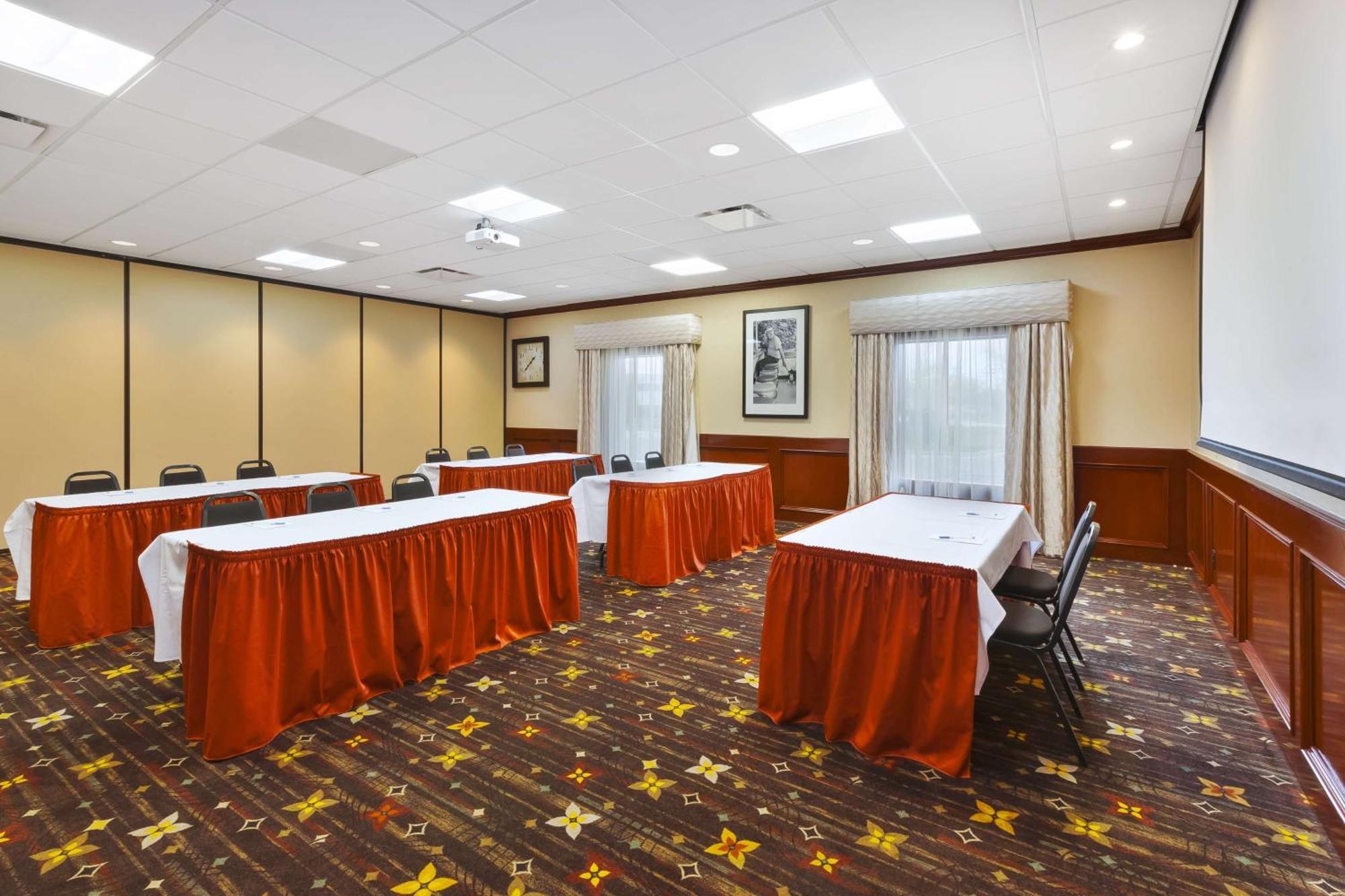 Hampton Inn Detroit/Southgate Kültér fotó
